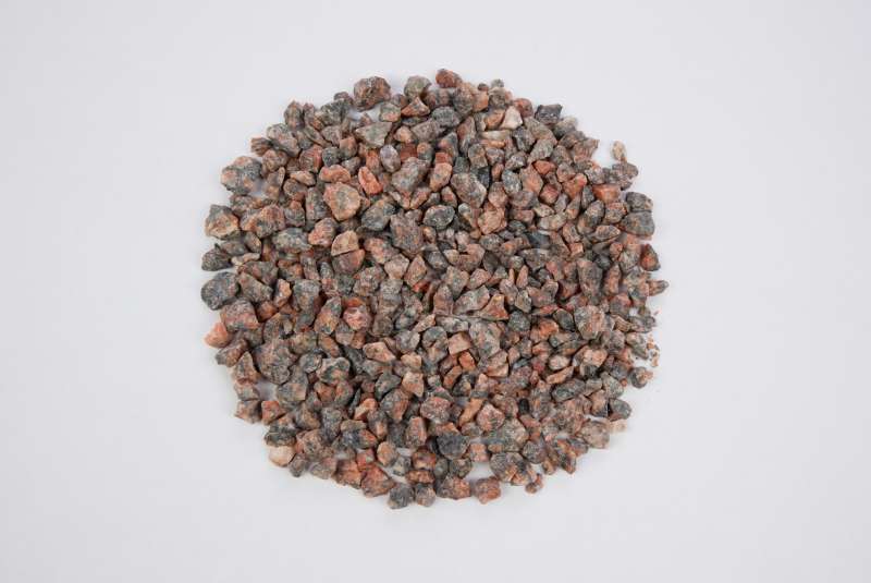 Гранит песок серо-розовый 3-8 мм